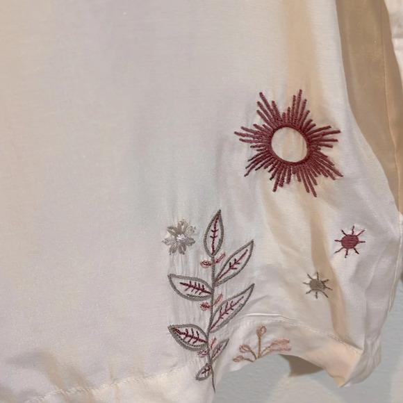 Johnny Was Calme embroidery cream Swing top size medium - Picture 4 of 12